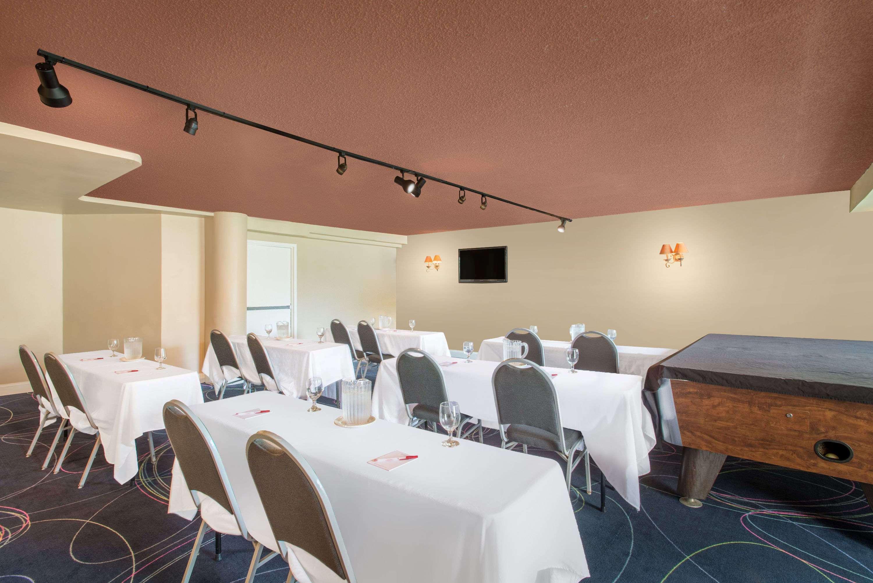 Ramada By Wyndham Allentown Bethlehem Ngoại thất bức ảnh