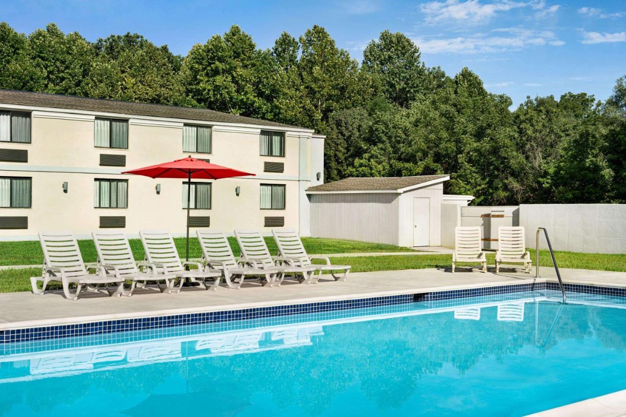Ramada By Wyndham Allentown Bethlehem Ngoại thất bức ảnh